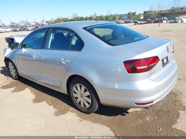 3VW267AJ6GM330205 Volkswagen Jetta 1.4t S