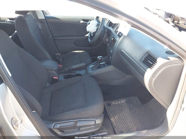 3VW267AJ6GM330205 Volkswagen Jetta 1.4t S
