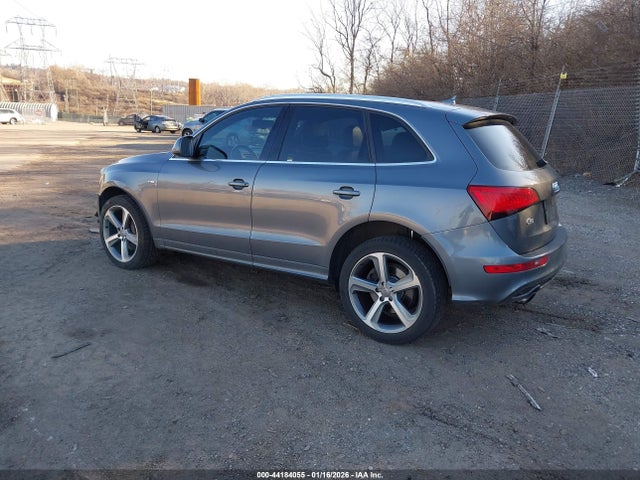 2013 AUDI Q5 WA1DGAFP5DA034548 Photo 2