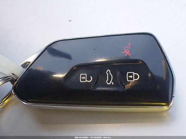 44184061 :رقم المزاد ، WVW8A7CD4PW154094 vin ، 2023 Volkswagen Golf Gti 2.0t 40th Anniversary Edition مزاد بيع