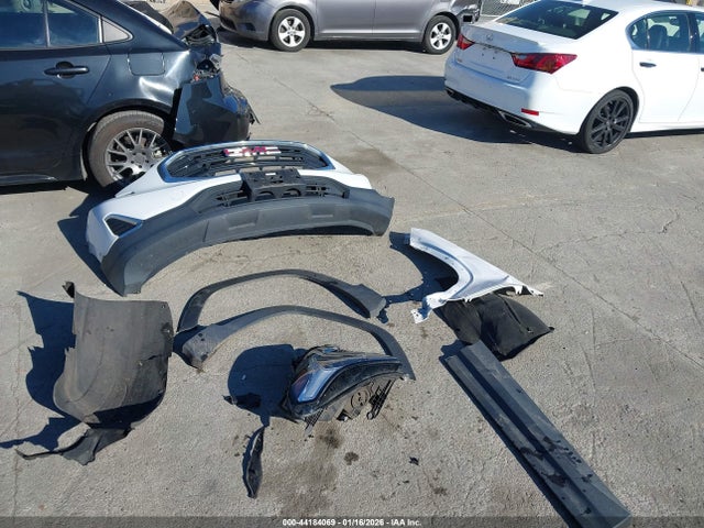 3GKALMEV1JL401993 GMC Terrain Sle