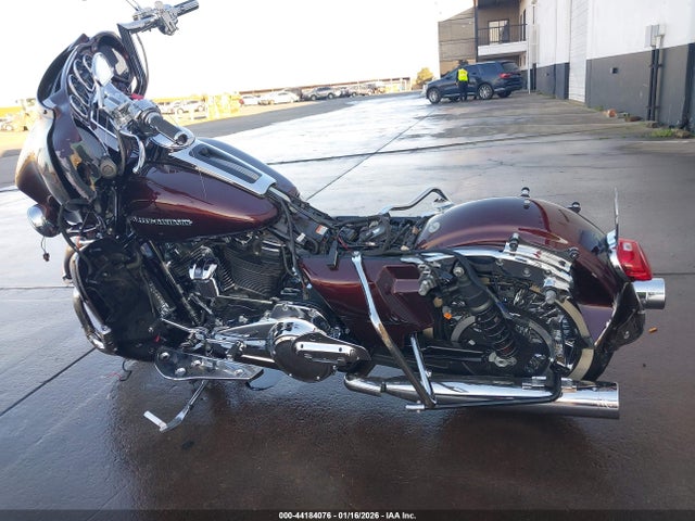 Harley-Davidson Flhtk Ultra Limited 2018 1HD1KED37JB667913 Image 14