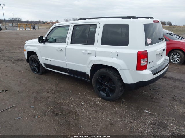2015 JEEP PATRIOT 1C4NJRBB3FD189783 Photo 2