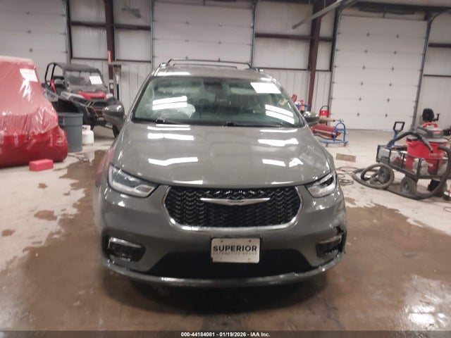 2022 Chrysler Pacifica Touring L მანქანა იყიდება აუქციონზე, vin: 2C4RC1BG3NR197578, აუქციონის ნომერი: 44184081