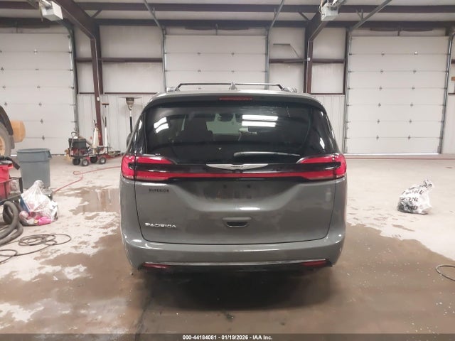 2022 Chrysler Pacifica Touring L მანქანა იყიდება აუქციონზე, vin: 2C4RC1BG3NR197578, აუქციონის ნომერი: 44184081