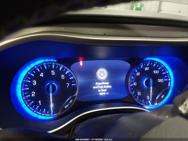 2022 Chrysler Pacifica Touring L მანქანა იყიდება აუქციონზე, vin: 2C4RC1BG3NR197578, აუქციონის ნომერი: 44184081