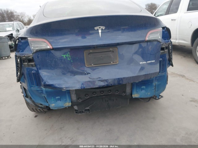 2021 TESLA MODEL Y 5YJYGDEE8MF266187 Photo 5