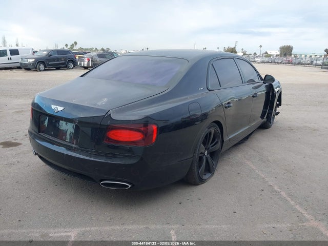 2018 BENTLEY FLYING SPUR SCBEJ9ZA9JC067038 Photo 3