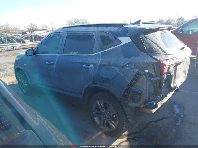 44184142 :رقم المزاد ، KNDEUCAA3P7421344 vin ، 2023 Kia Seltos S مزاد بيع