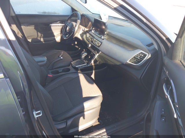 44184142 :رقم المزاد ، KNDEUCAA3P7421344 vin ، 2023 Kia Seltos S مزاد بيع