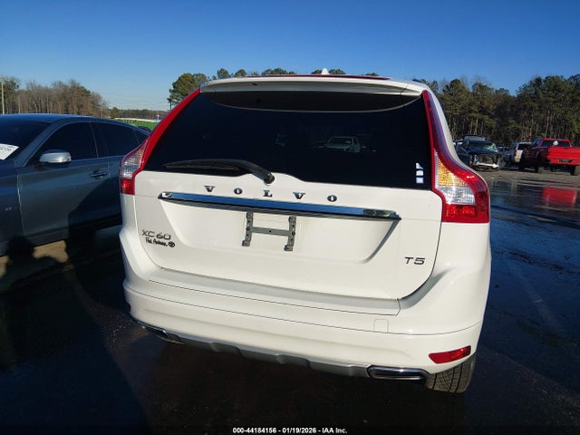 Aukcja sprzedaży 2015 Volvo Xc60 T5 Premier, vin: YV426MDB1F2586860, numer aukcji: 44184156