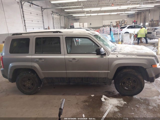 2016 Jeep Patriot Sport მანქანა იყიდება აუქციონზე, vin: 1C4NJRBB2GD668763, აუქციონის ნომერი: 44184265