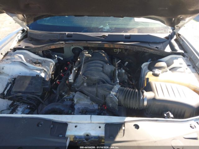 2019 DODGE CHARGER 2C3CDXGJ2KH646734 Photo 9