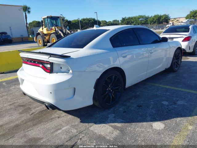 2019 DODGE CHARGER 2C3CDXGJ2KH646734 Photo 3
