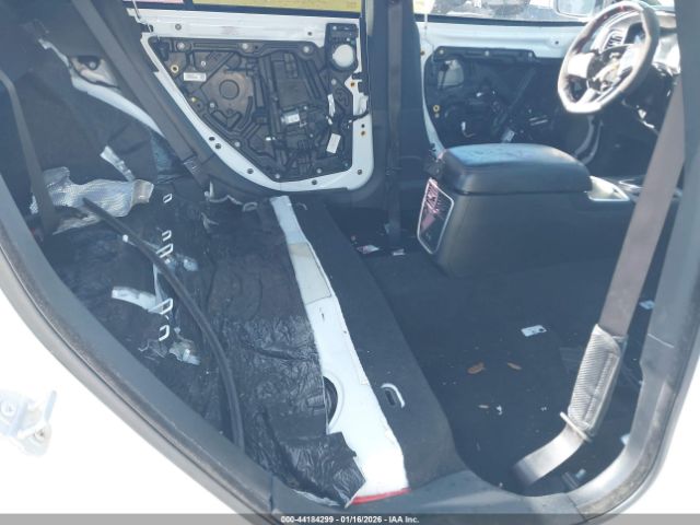 2019 DODGE CHARGER 2C3CDXGJ2KH646734 Photo 7