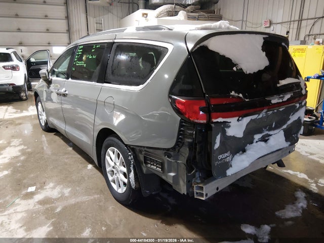 2022 CHRYSLER PACIFICA 2C4RC1BG9NR133125 Photo 2