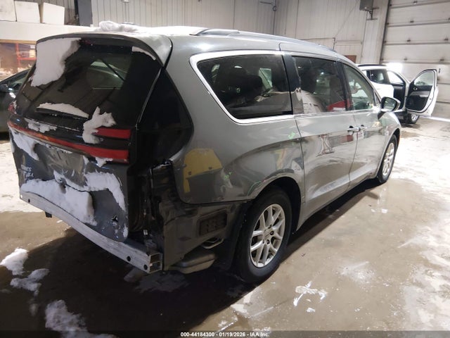 2022 CHRYSLER PACIFICA 2C4RC1BG9NR133125 Photo 3