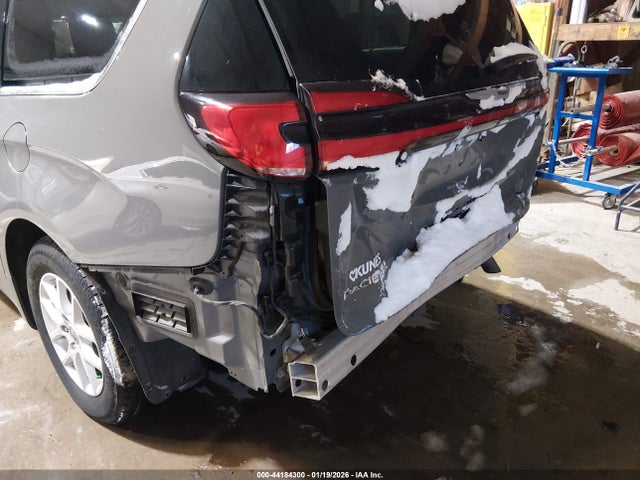 2022 CHRYSLER PACIFICA 2C4RC1BG9NR133125 Photo 5