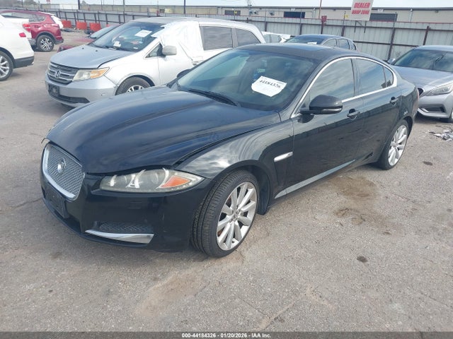 2013 JAGUAR XF SAJWJ0EF8D8S80943 Photo 1
