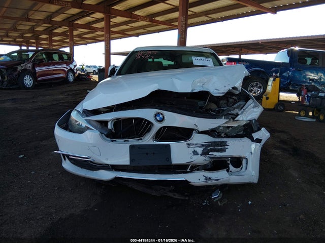 WBA3C1C5XFK122957 BMW 328I
