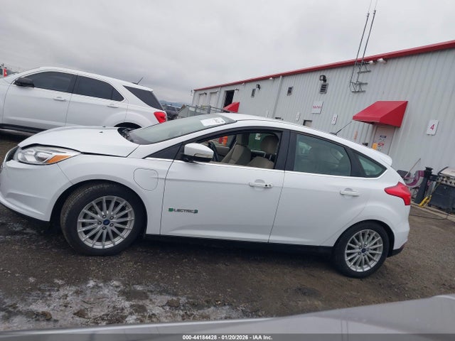 Ford FOCUS ELECTRIC 2017 1FADP3R41HL224401 Image 14