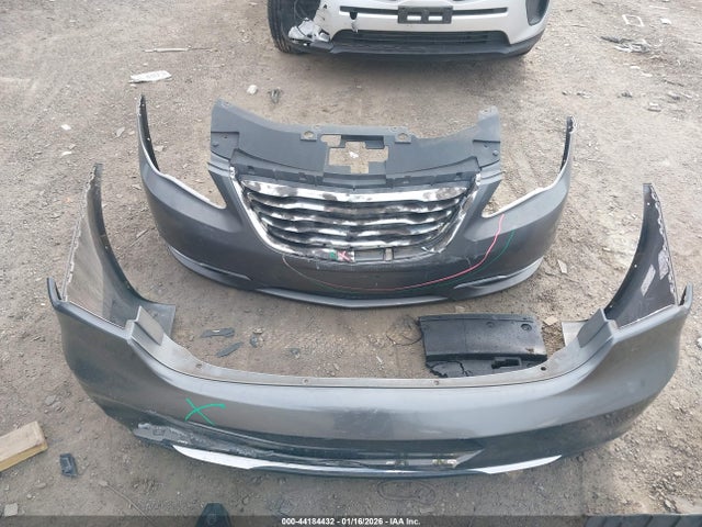 Продаж на аукціоні авто 2013 Chrysler 200 Touring, vin: 1C3CCBBG1DN527164, номер лоту: 44184432