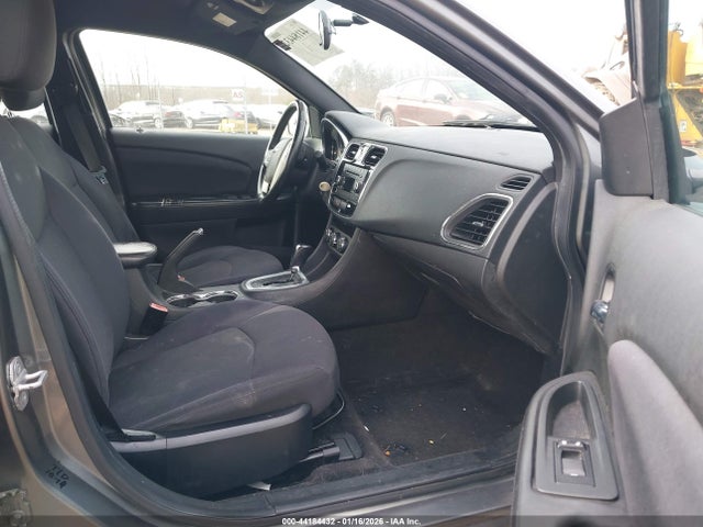 Продаж на аукціоні авто 2013 Chrysler 200 Touring, vin: 1C3CCBBG1DN527164, номер лоту: 44184432