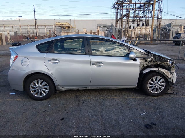 Toyota PRIUS PLUG-IN 2015 JTDKN3DPXF3073922 Image 14