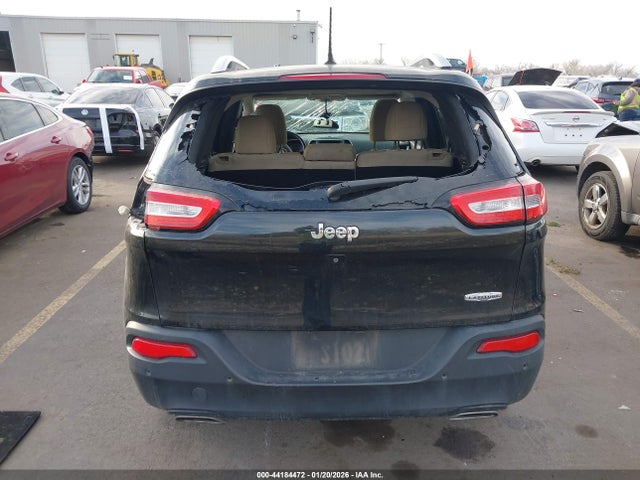 1C4PJLCS1FW793423 Jeep Cherokee Latitude