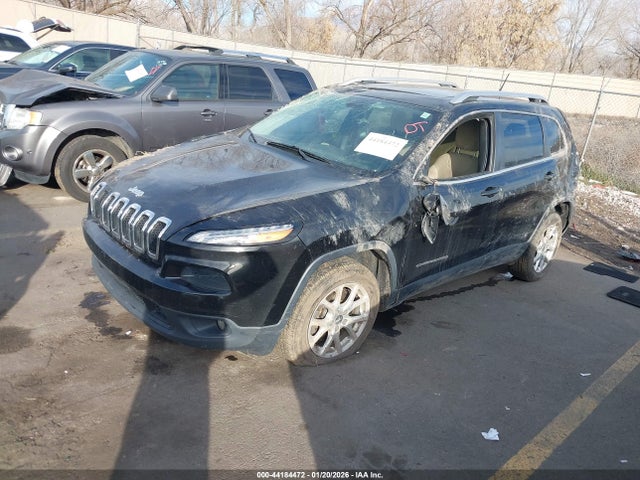 1C4PJLCS1FW793423 Jeep Cherokee Latitude