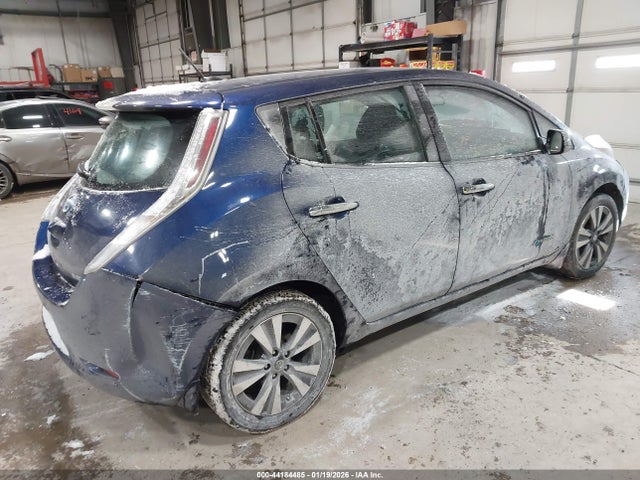 1N4BZ0CP0HC303013 Nissan LEAF SV