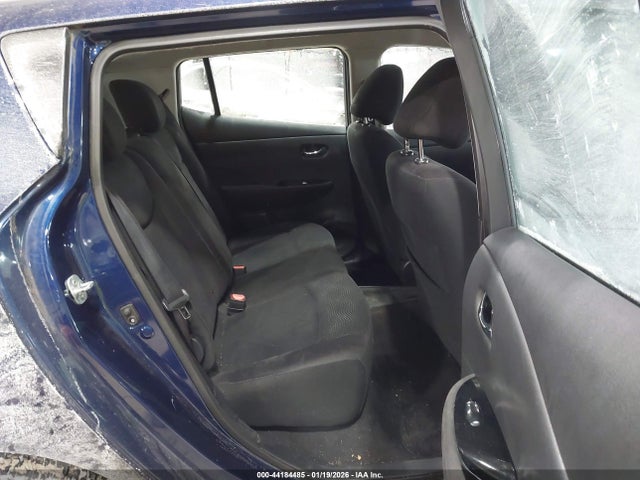 1N4BZ0CP0HC303013 Nissan LEAF SV