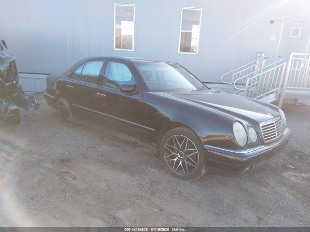 1999 MERCEDES-BENZ E 320 WDBJF65H7XA767397