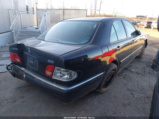 1999 MERCEDES-BENZ E 320 WDBJF65H7XA767397 Photo 3