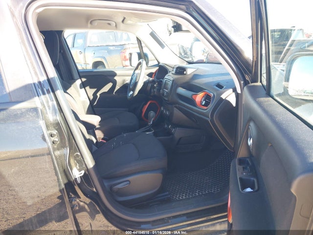 ZACNJBAB8KPK21418 Jeep Renegade Upland 4x4
