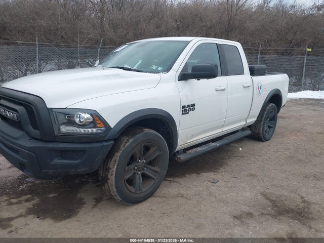 1C6RR7GG0NS191365 RAM 1500 Classic Warlock 4x4 6&#039;4 Box