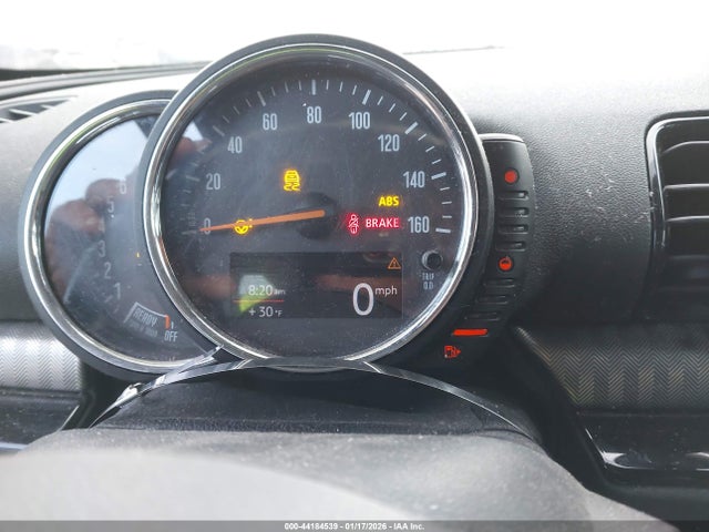 2017 MINI CLUBMAN WMWLU5C55H2C46449 Photo 6