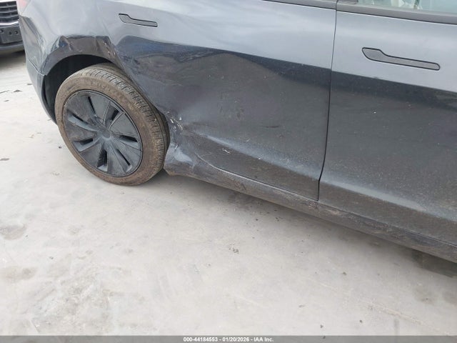 Продаж на аукціоні авто 2024 Tesla Model 3 Long Range Dual Motor All-wheel Drive/rear-wheel Drive, vin: 5YJ3E1EA7RF824078, номер лоту: 44184553