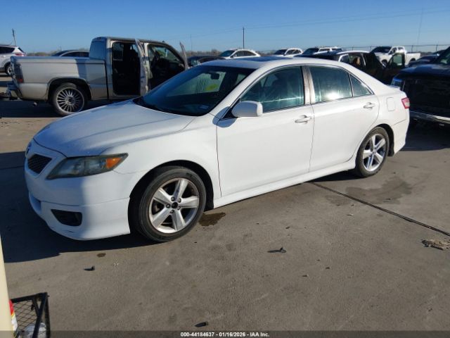 2011 TOYOTA CAMRY 4T1BF3EK5BU767515 Photo 1