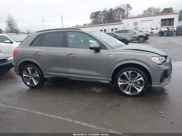 44184713 :رقم المزاد ، WA1EECF35M1088581 vin ، 2021 Audi Q3 Premium Plus 45 Tfsi S Line Quattro Tiptronic مزاد بيع