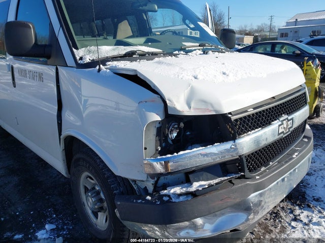 Продажа на аукционе авто 2018 Chevrolet Express 2500 Lt, vin: 1GAWGFFG1J1243527, номер лота: 44184723