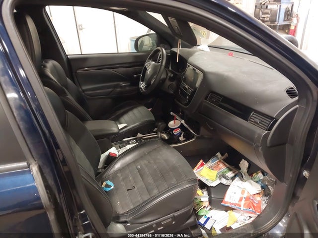 2019 MITSUBISHI OUTLANDER JA4AZ3A35KZ048817 Photo 4