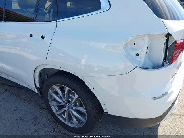 5UXTR7C54KLF31711 BMW X3 Sdrive30i