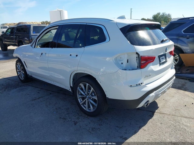 5UXTR7C54KLF31711 BMW X3 Sdrive30i