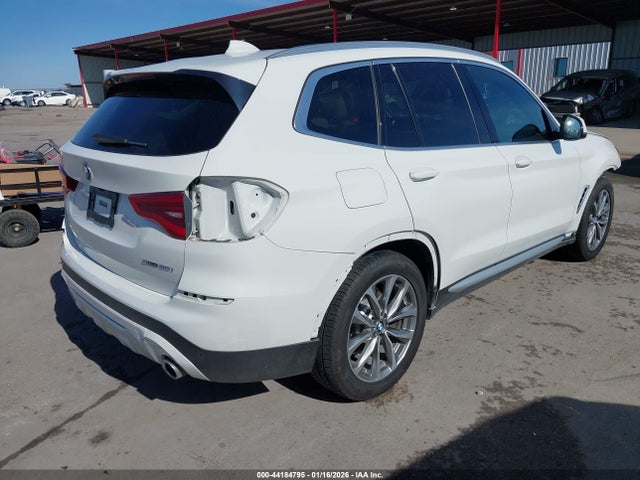 5UXTR7C54KLF31711 BMW X3 Sdrive30i