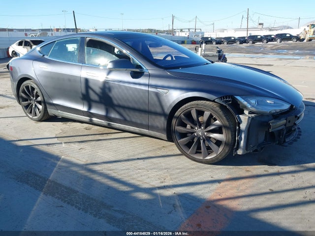 2015 TESLA MODEL S 5YJSA1H16FFP79794 Photo 0