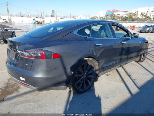 2015 TESLA MODEL S 5YJSA1H16FFP79794 Photo 3