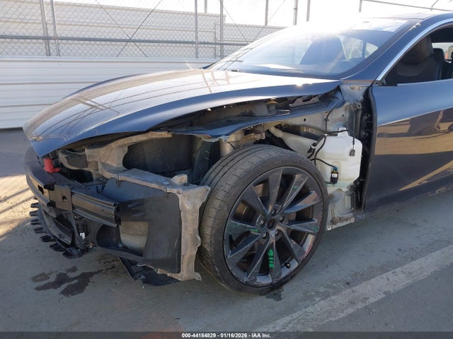 2015 TESLA MODEL S 5YJSA1H16FFP79794 Photo 5