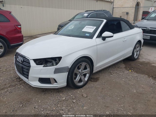 2018 AUDI A3 WAU78LFF6J1019598 Photo 1