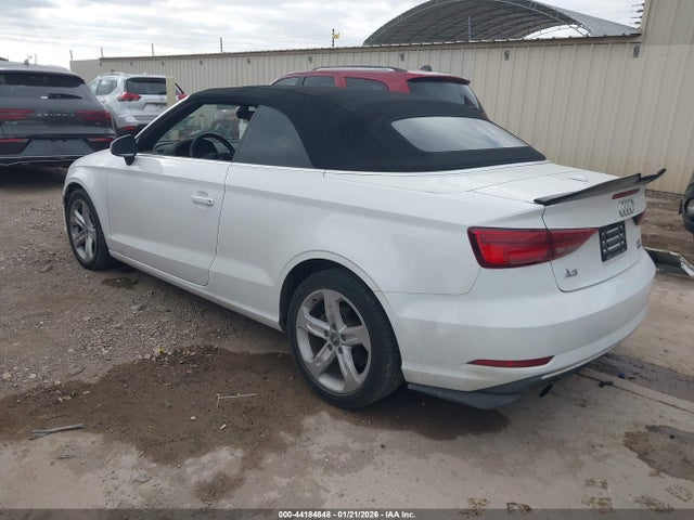 2018 AUDI A3 WAU78LFF6J1019598 Photo 2